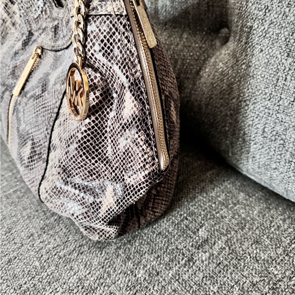 Euc Michael Michael Kors Python Embossed Leather … - image 5